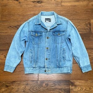 Vintage 90s denim trucker jean jacket, blue, size M